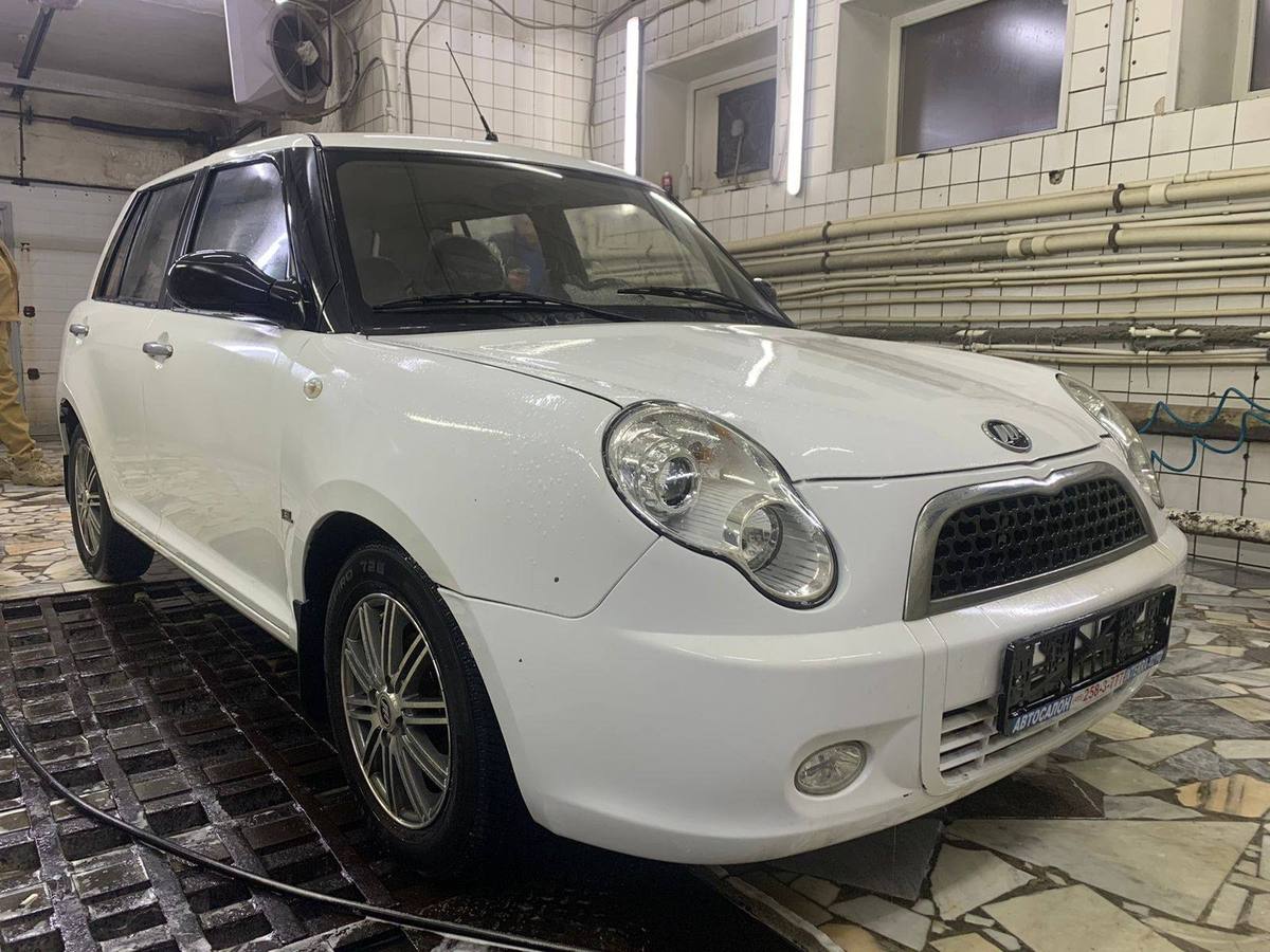 Купить Lifan Smily I (320) хэтчбек 5 дв., 2011 года, цвет: Белый, за 200000  руб. в Санкт-Петербурге